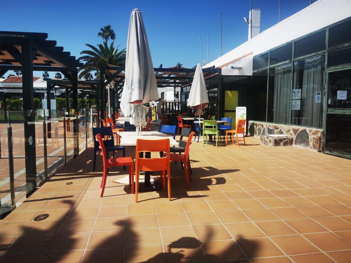 Private Room & Sunny Terrace San Bartolomé Exterior photo